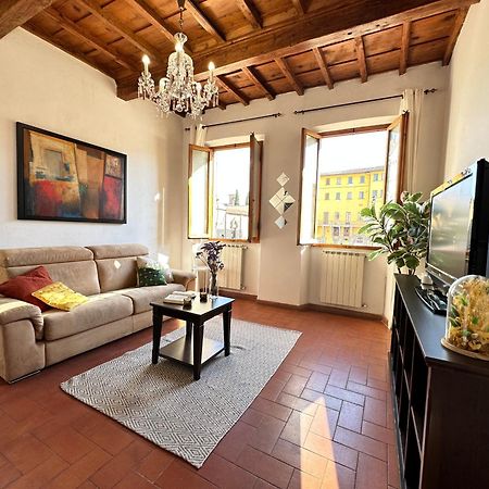 Luxurious View On Santa Croce Διαμέρισμα Φλωρεντία Εξωτερικό φωτογραφία