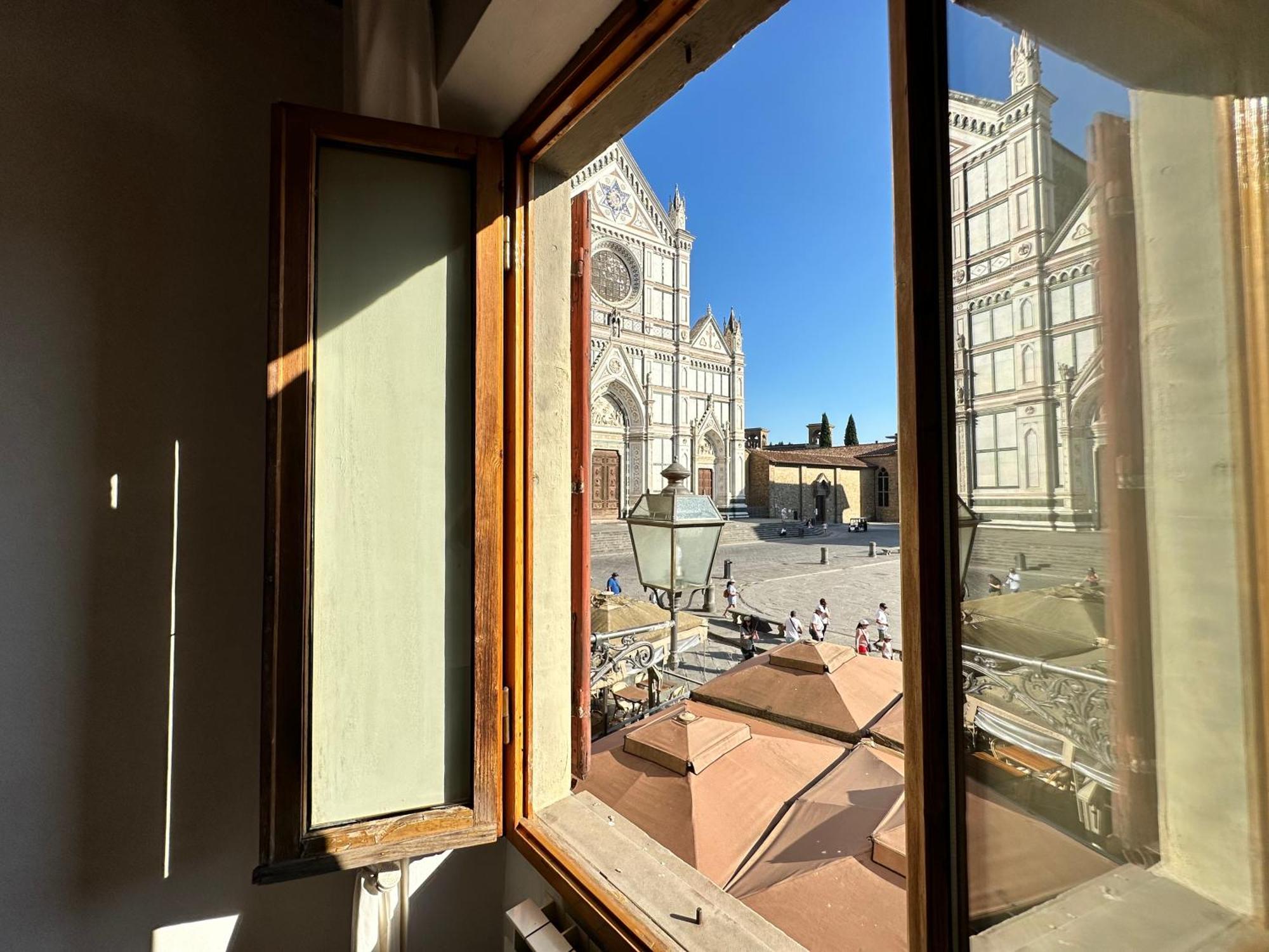 Luxurious View On Santa Croce Διαμέρισμα Φλωρεντία Εξωτερικό φωτογραφία